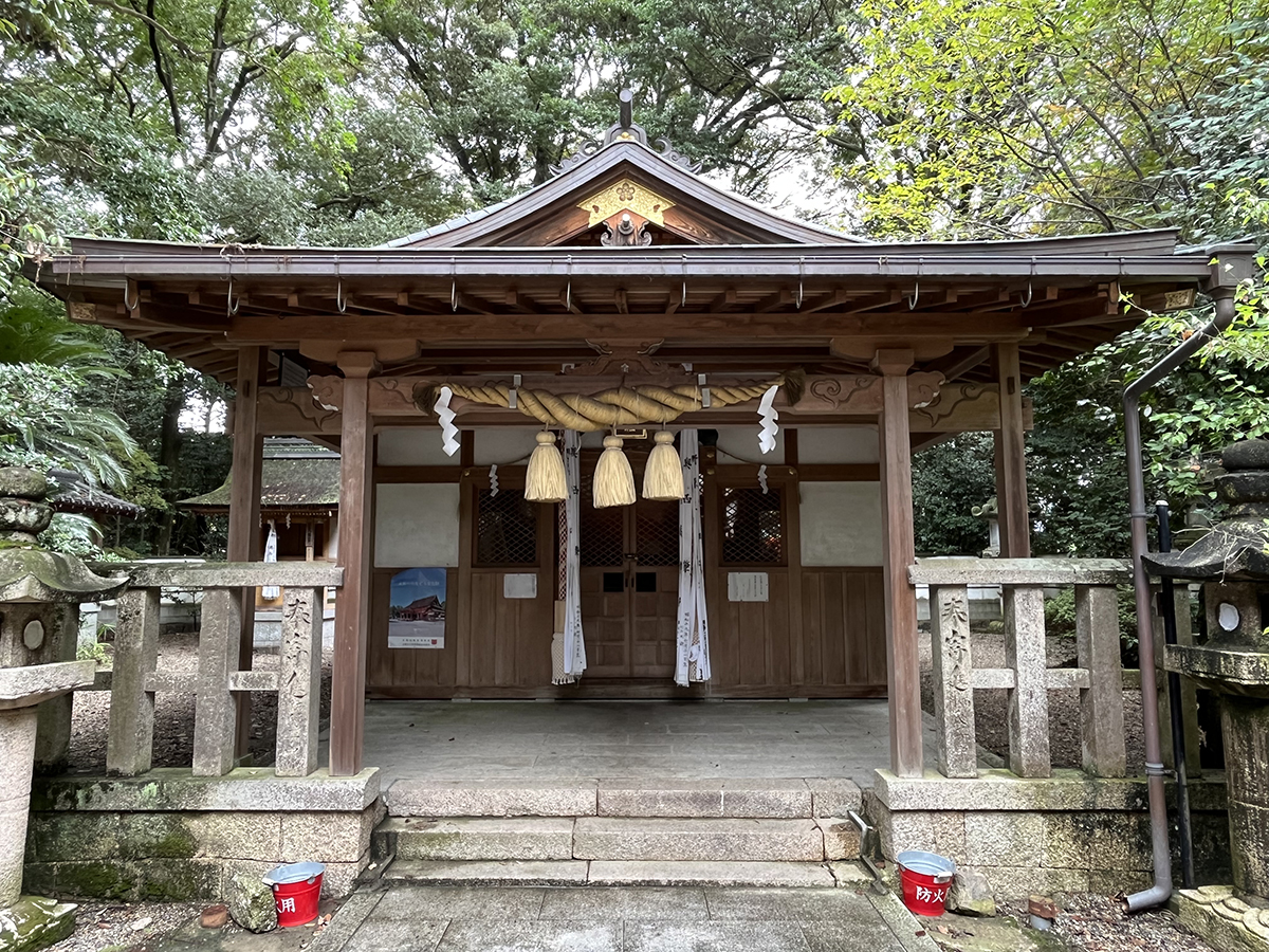 咋岡神社(草内)(くいおかじんじゃ くさうち)